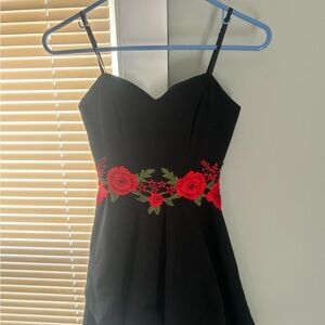 B. Smart Black and Red Mini Sundress Sweetheart Neckline